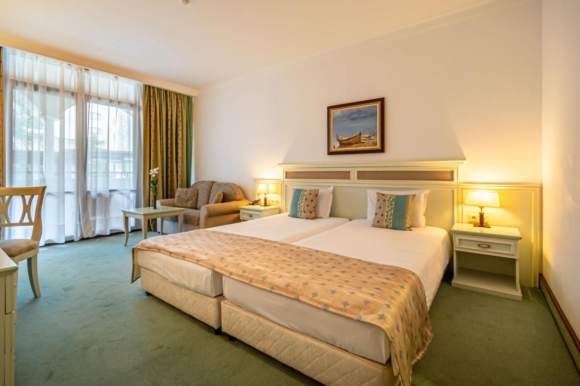 Helena Park Hotel Sunny Beach Eksteriør billede